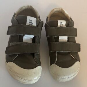 Tip Toey Joey Kids Sneakers - Dark Olive